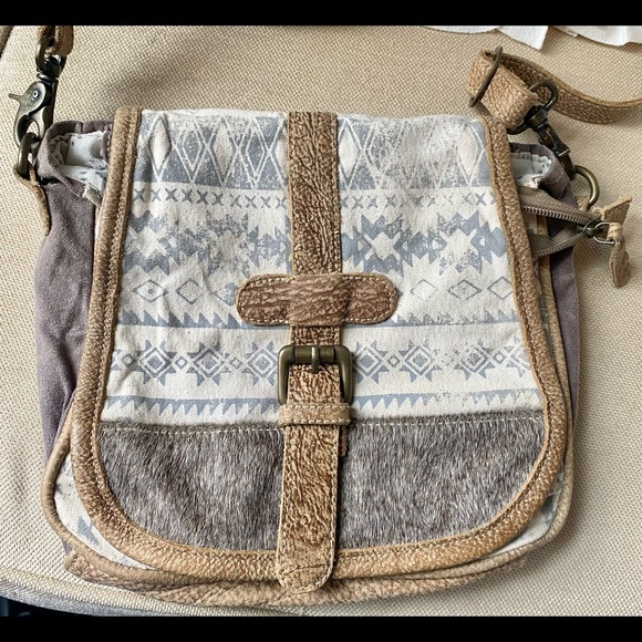 Boho Aztec crossbody bag - Picture 4 of 10